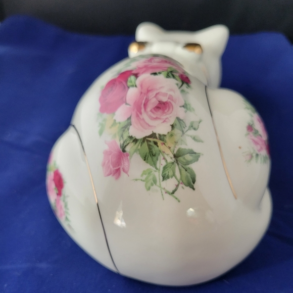 Formalities By Baum Bros. Sleeping Porcelain Cat Roses Unisex🌊🌟BUNDLE AND SAVE - Picture 9 of 16